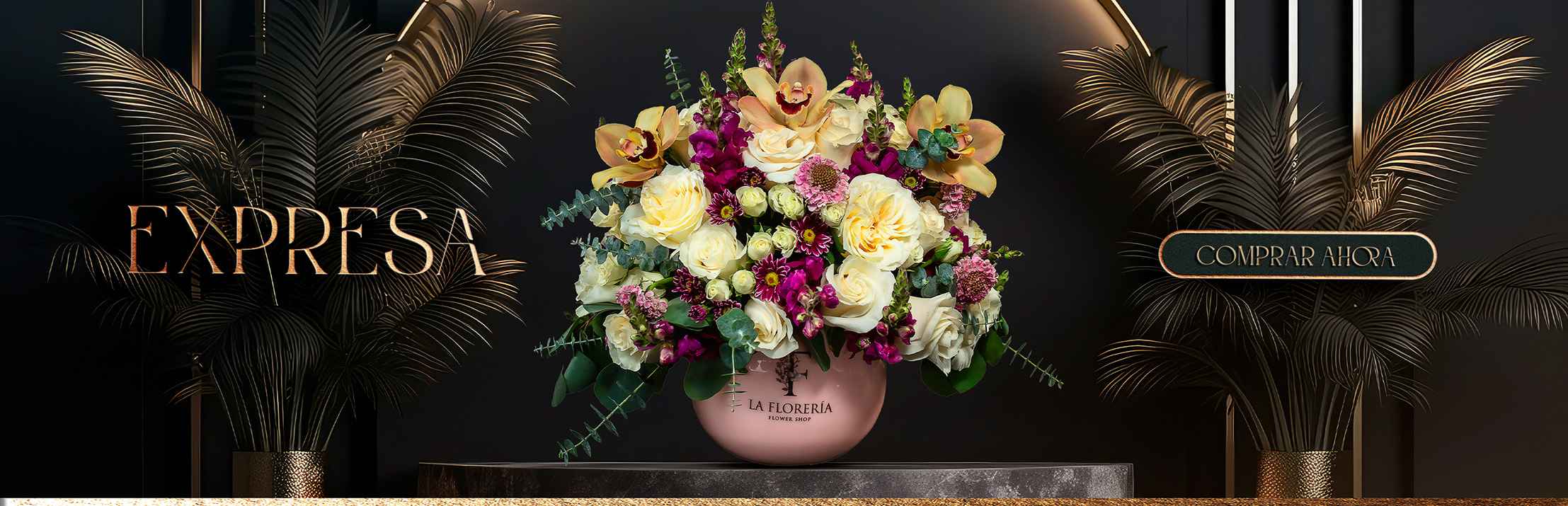 Arreglo floral con orquideas